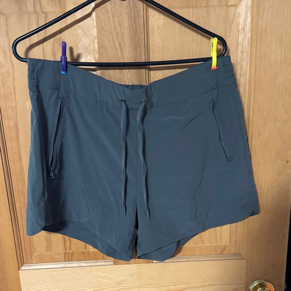 90 Degree By Reflex Women's Athletic Shorts in Gray